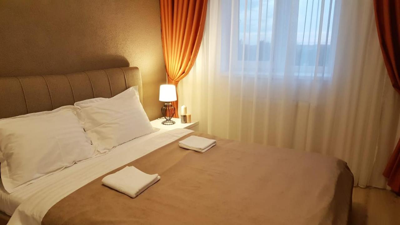 Elias Central Apartment - 2 Bedrooms & Free Parking Oradea Exteriér fotografie
